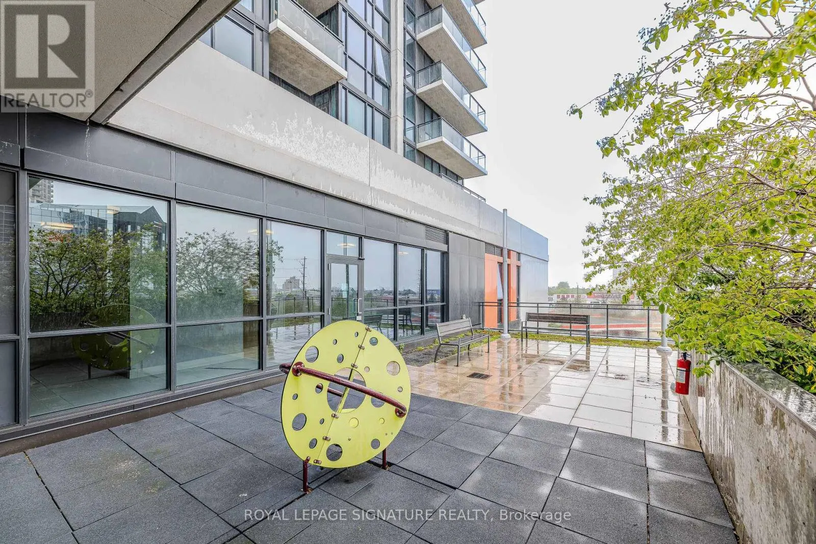 408 - 55 EGLINTON AVENUE W