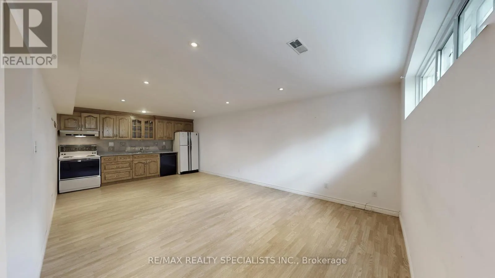 1470 SHERWAY DRIVE