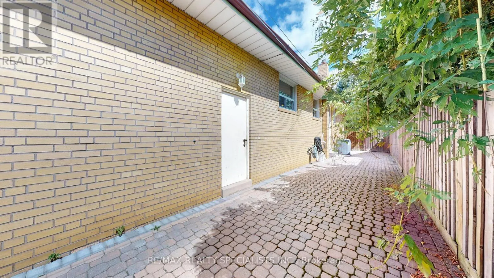 1470 SHERWAY DRIVE
