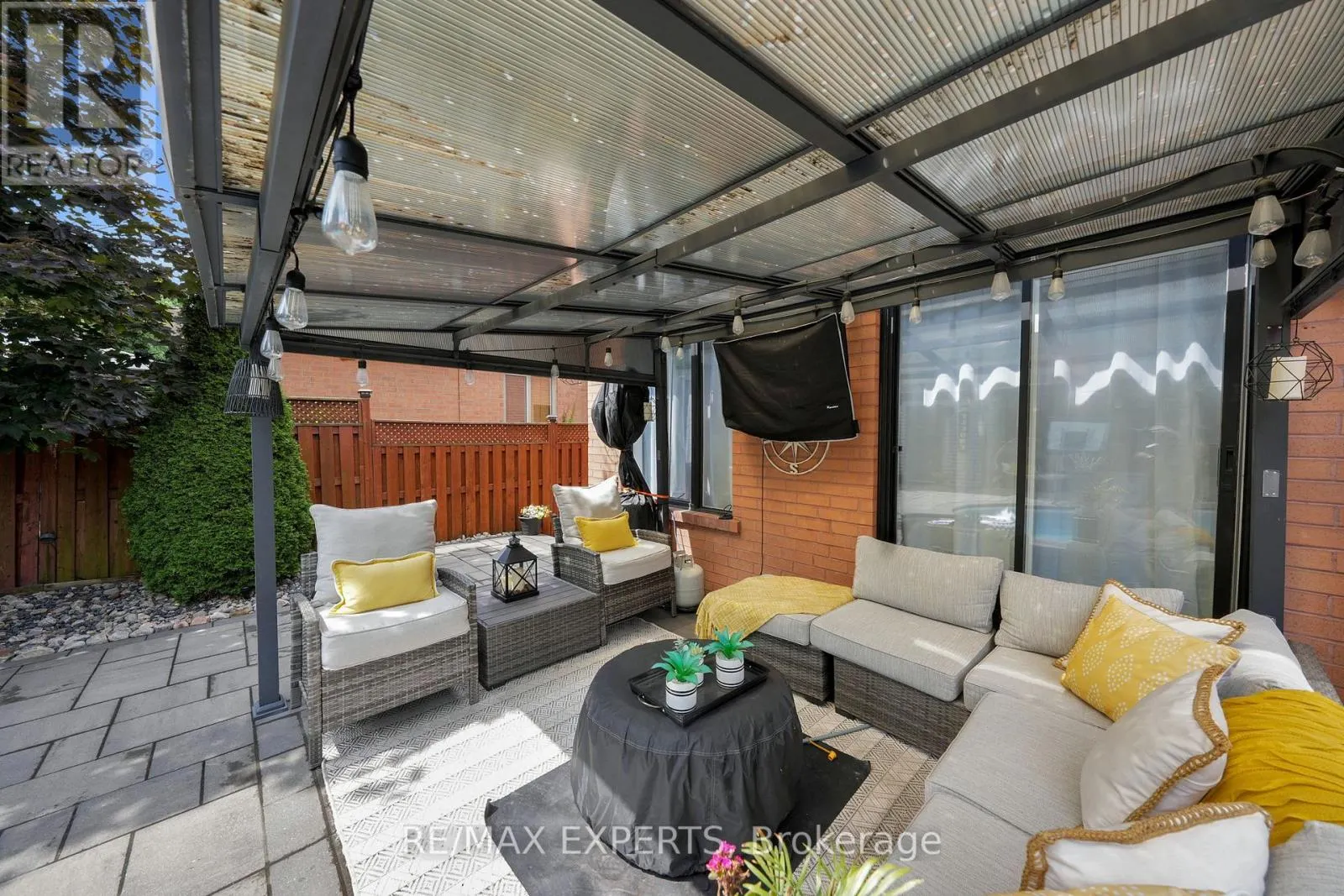 22 GOODERHAM DRIVE