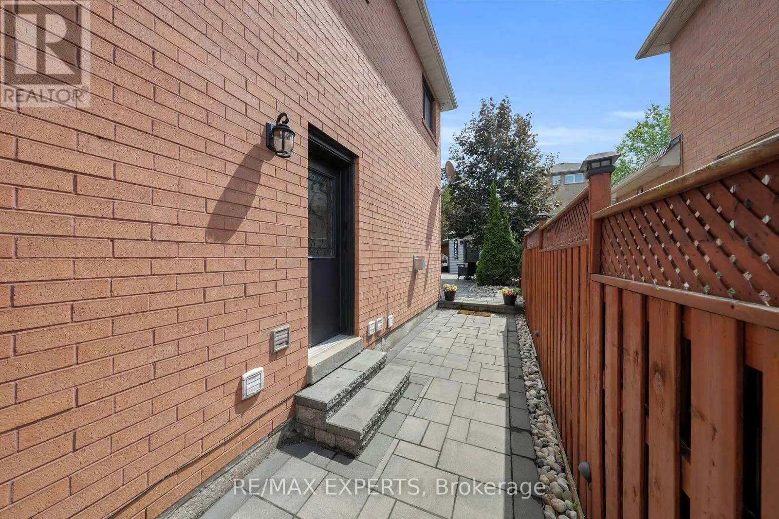 22 GOODERHAM DRIVE