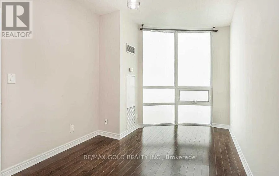 3008 - 208 ENFIELD PLACE