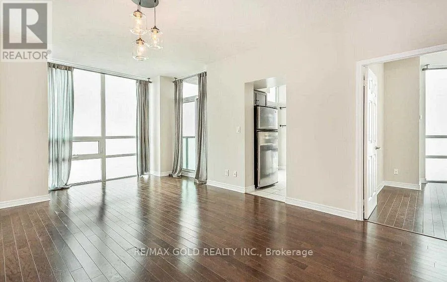 3008 - 208 ENFIELD PLACE