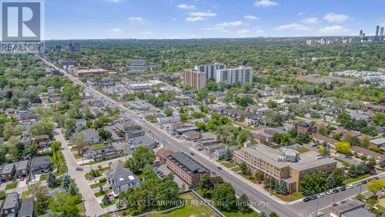 206 - 760 LAKESHORE ROAD E