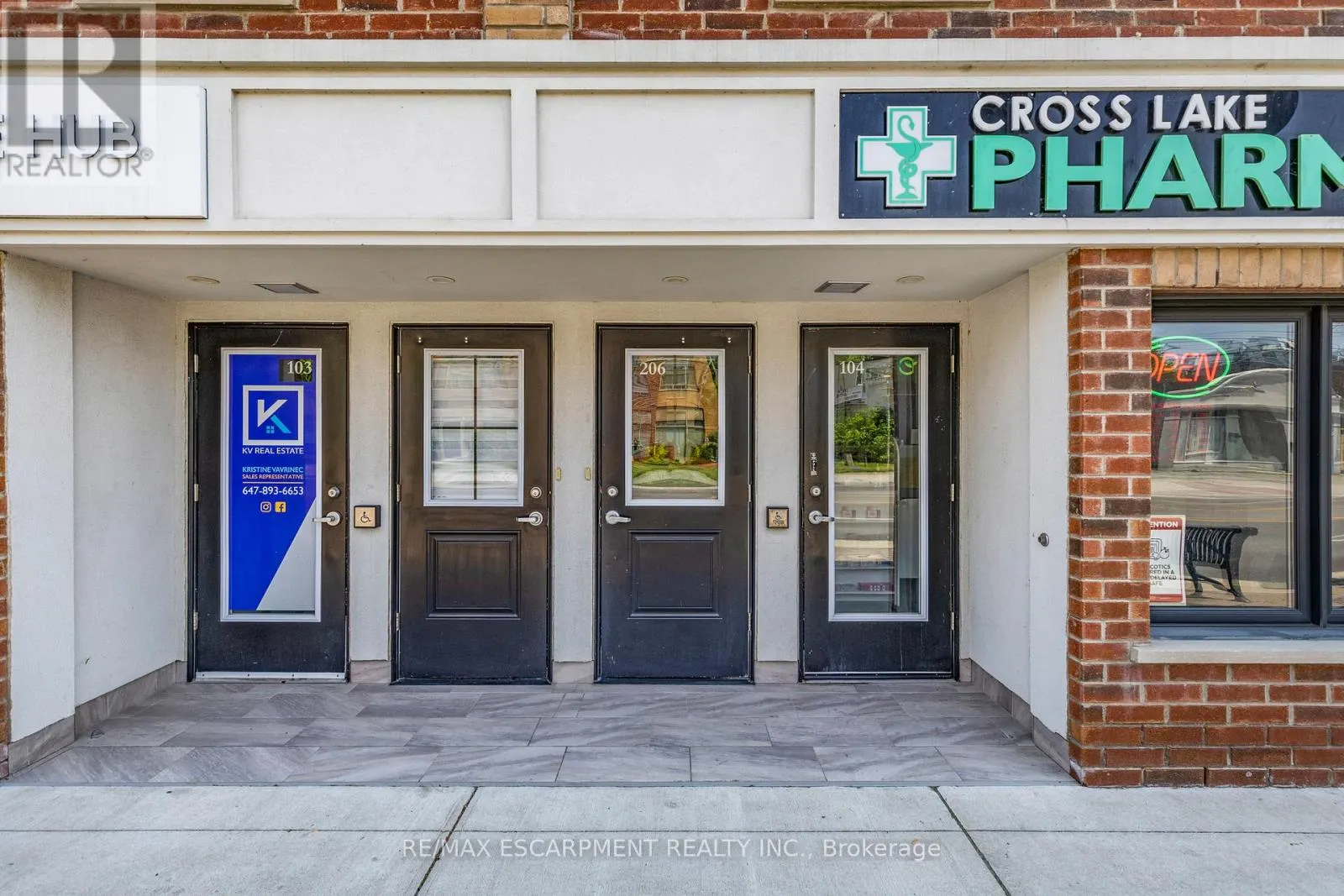 206 - 760 LAKESHORE ROAD E