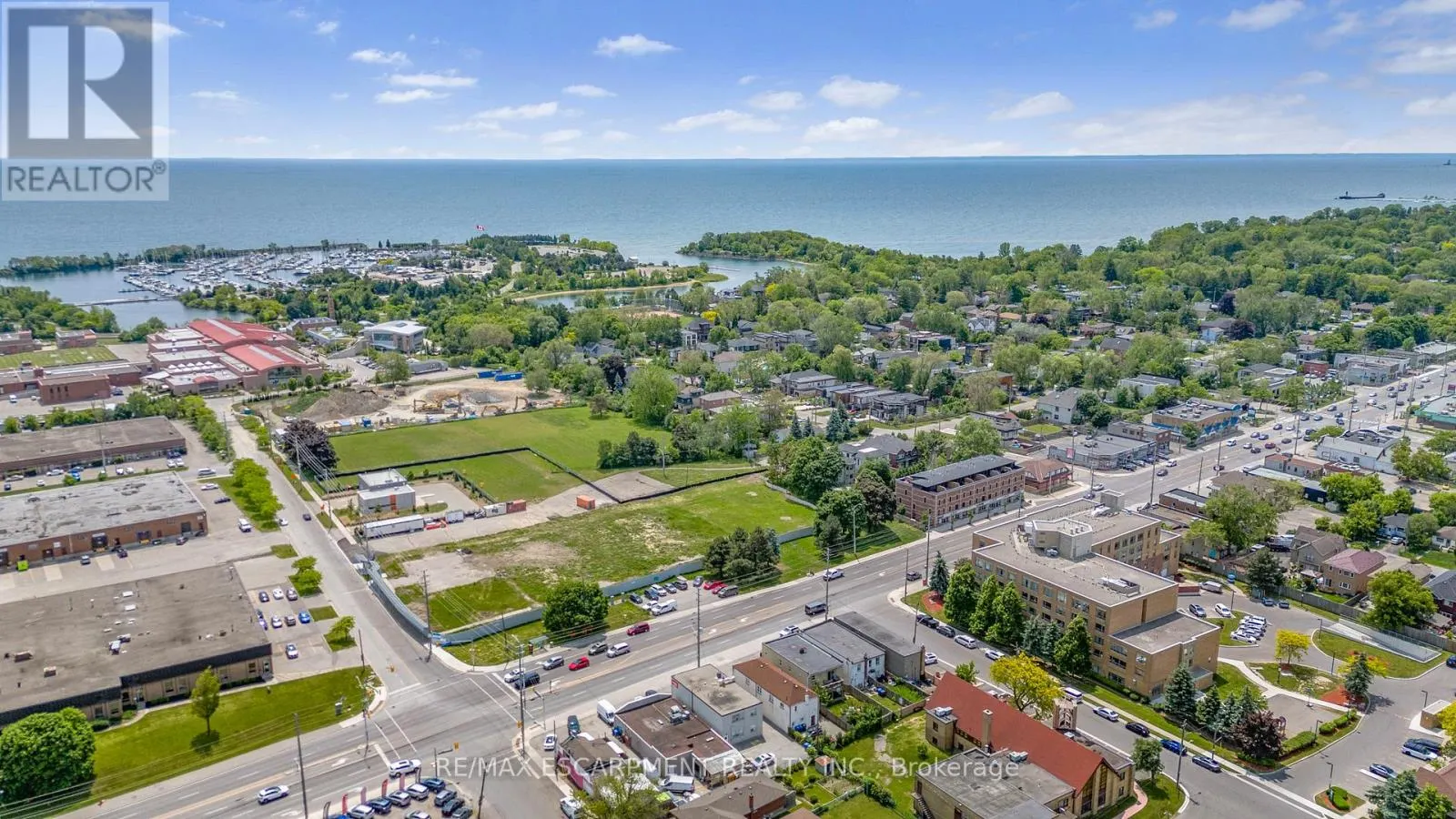 206 - 760 LAKESHORE ROAD E