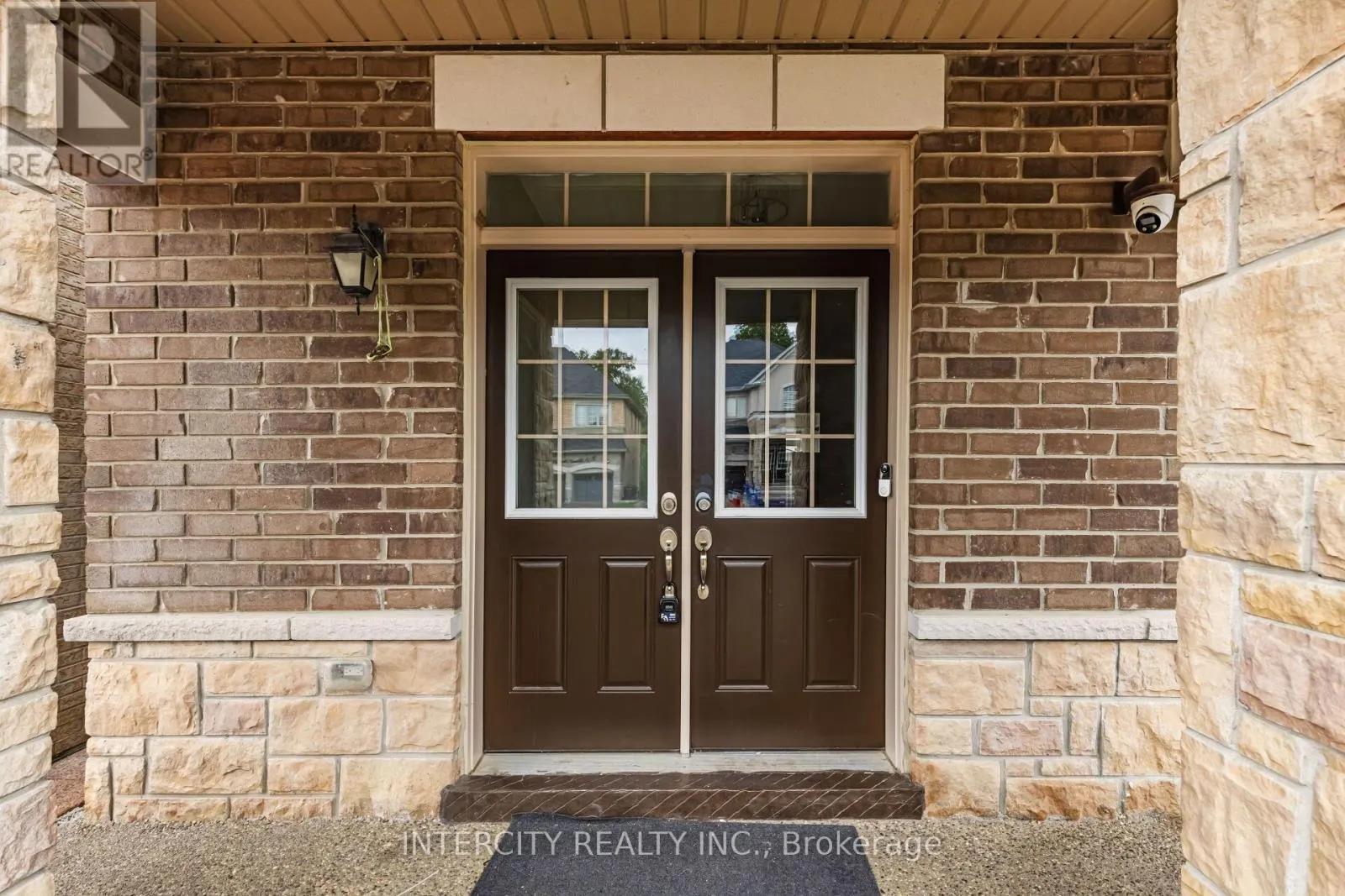 20 RUSSELL CREEK DRIVE