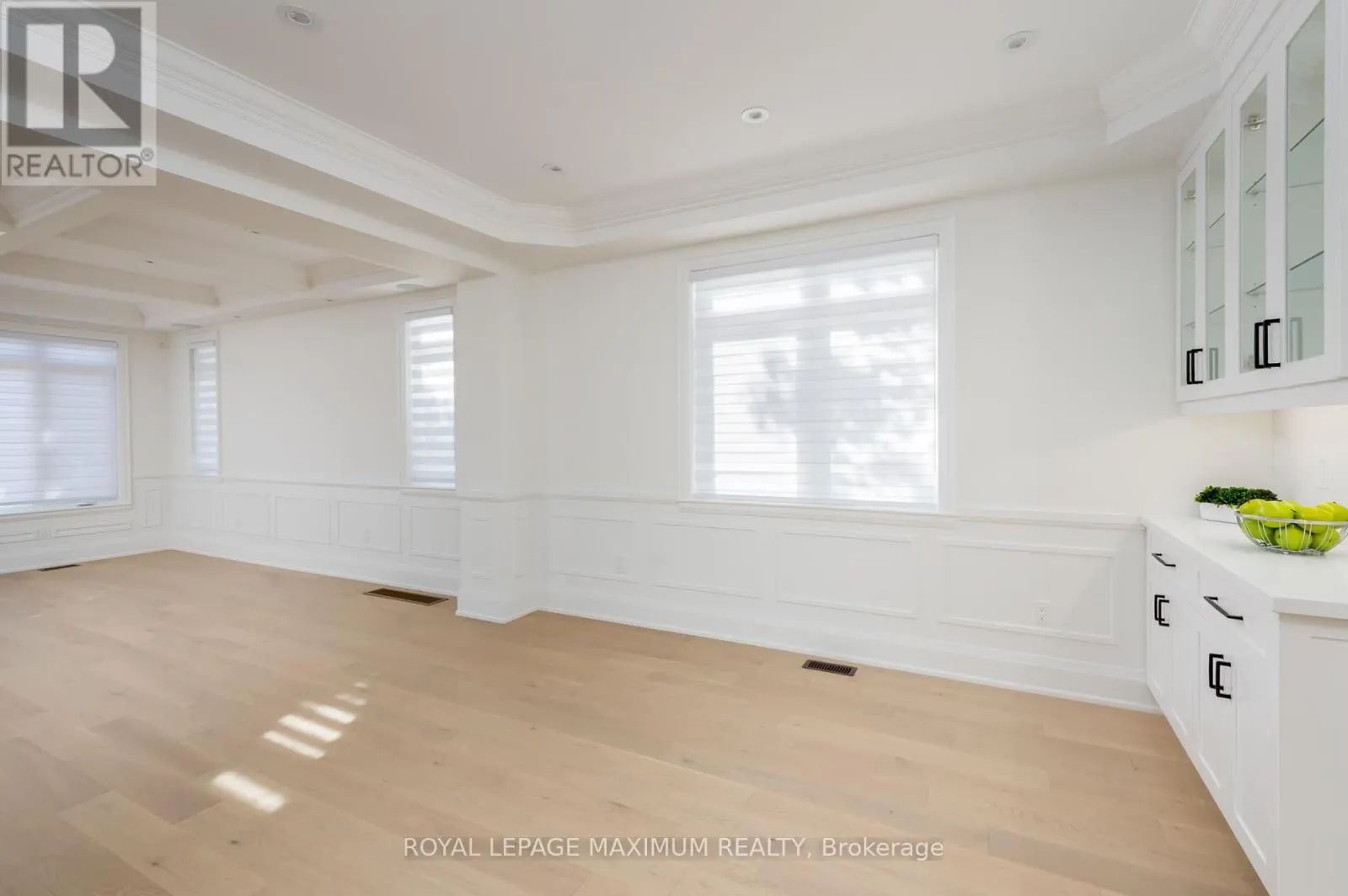 39 B GORT AVENUE