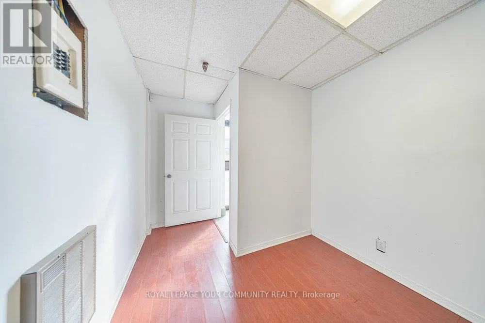 C11 - 7171 TORBRAM ROAD