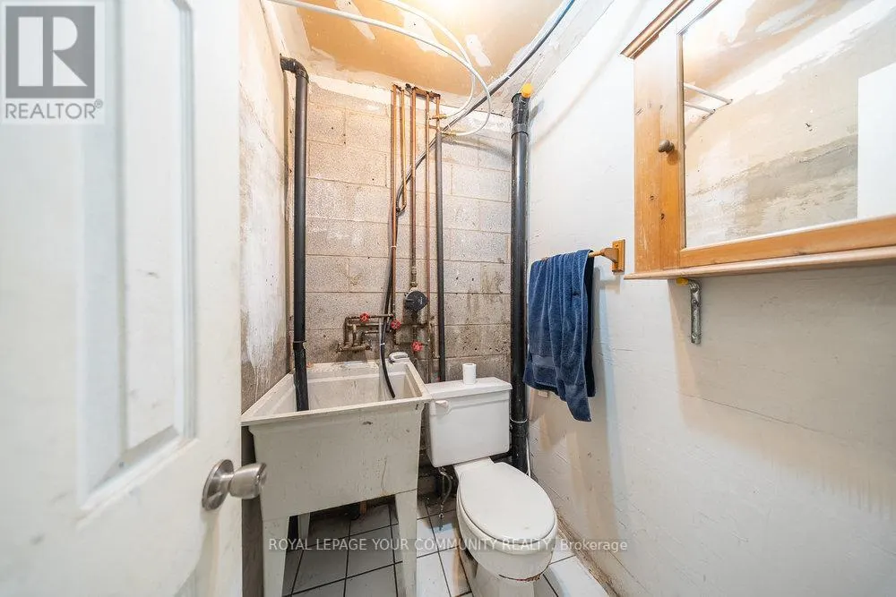 C11 - 7171 TORBRAM ROAD