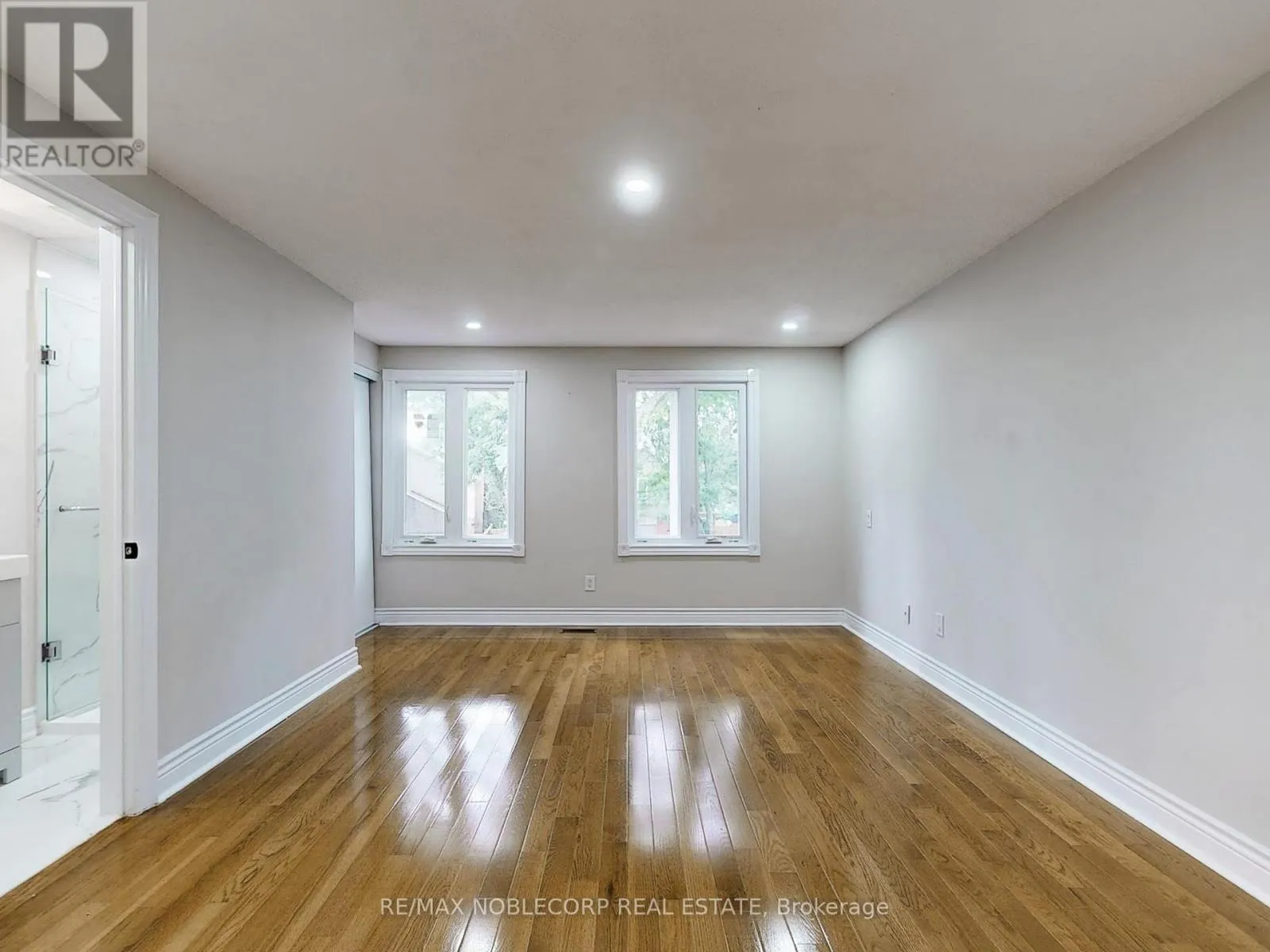 892 SWEETWATER CRESCENT