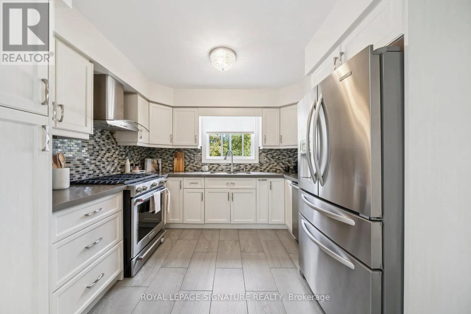 519 GALEDOWNS COURT