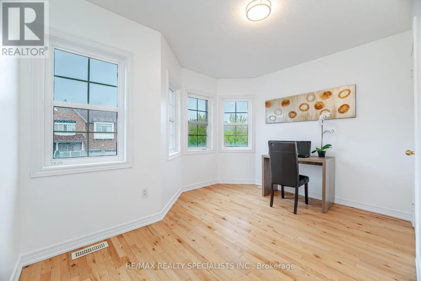 238 GIDDINGS CRESCENT