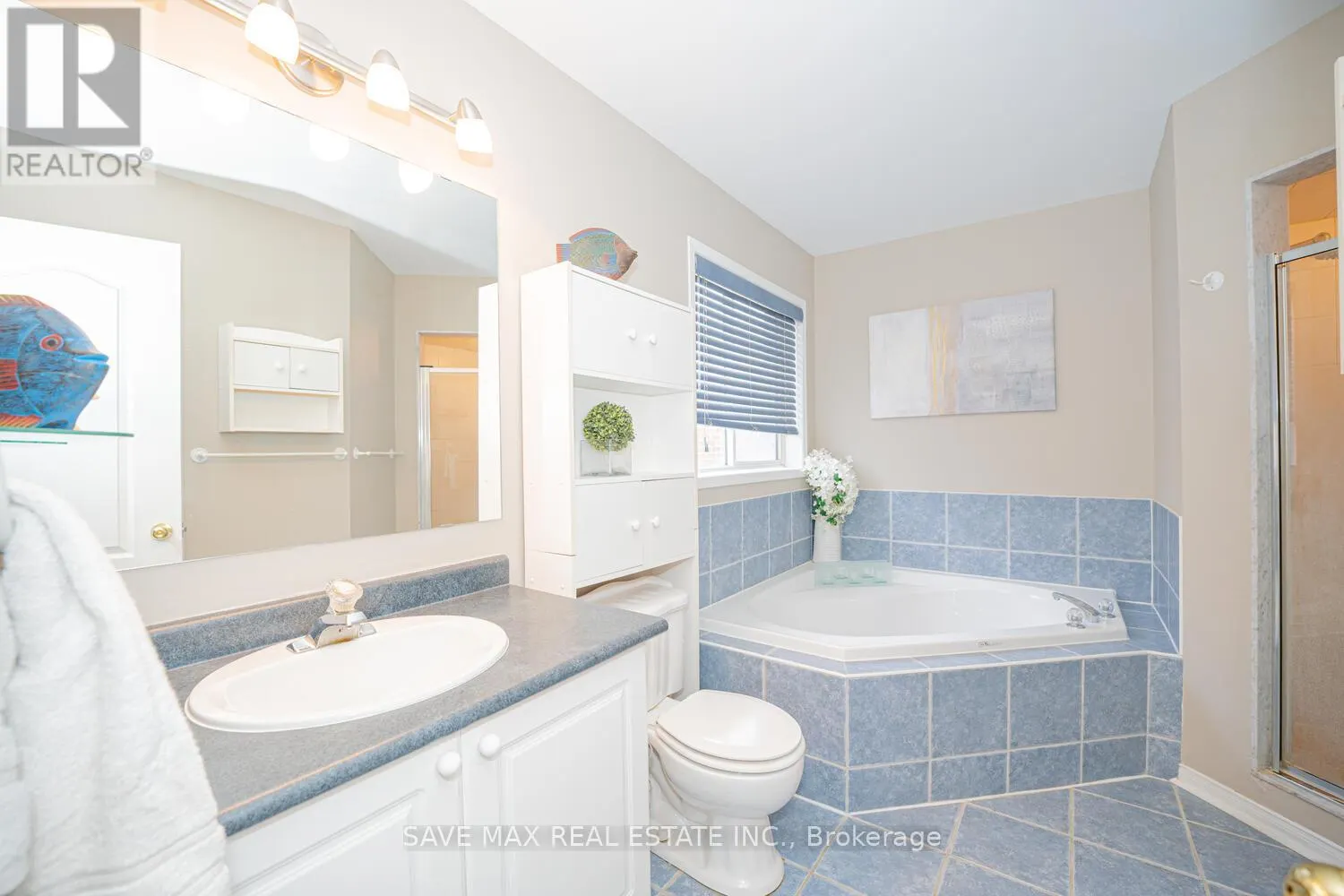 82 BELMONT BOULEVARD