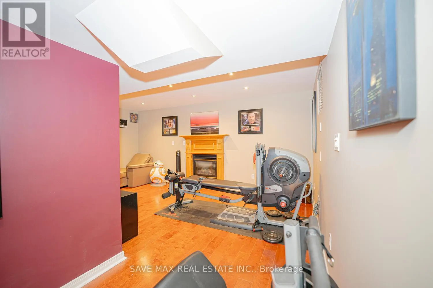 82 BELMONT BOULEVARD