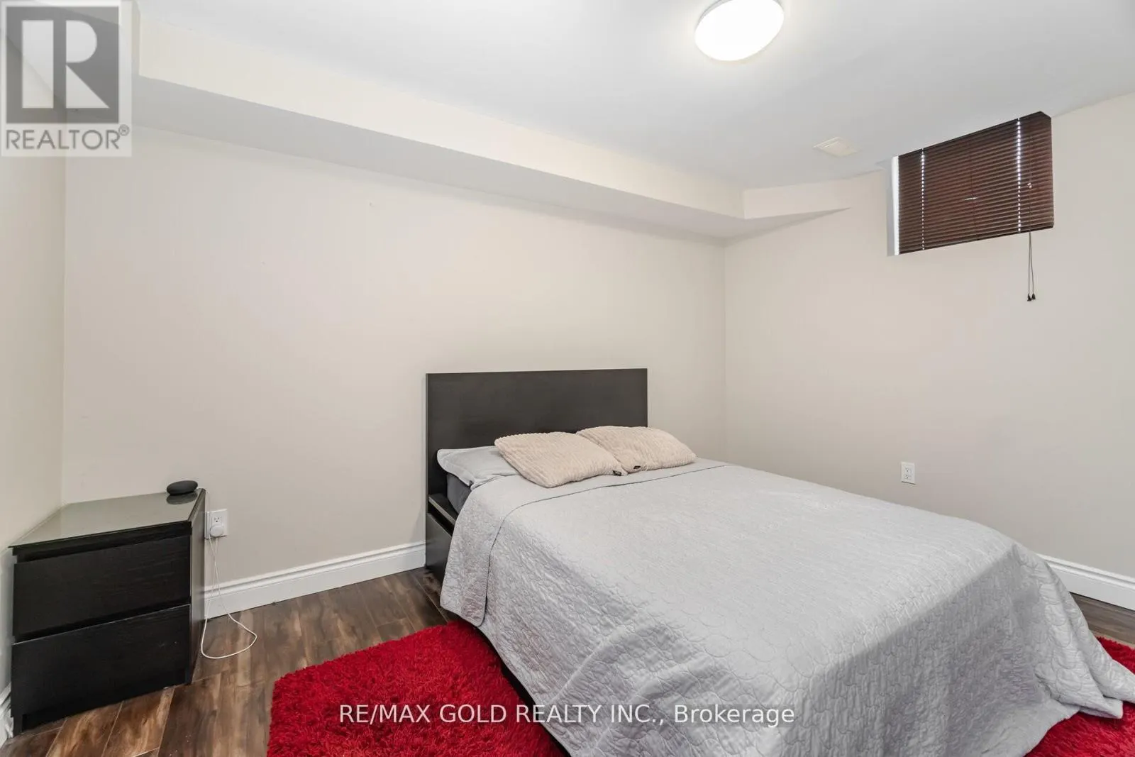 14 MARTINEAU ROAD
