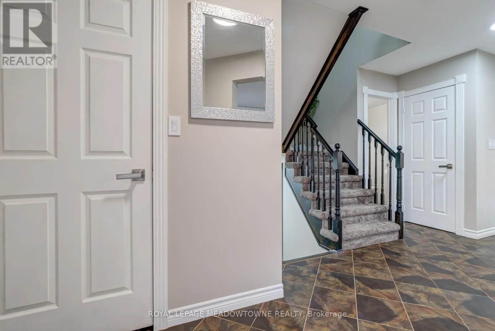 3339 CACTUS GATE