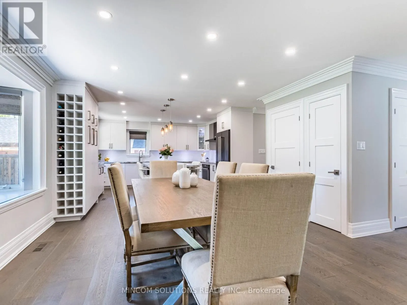 37 SUBURBAN DRIVE