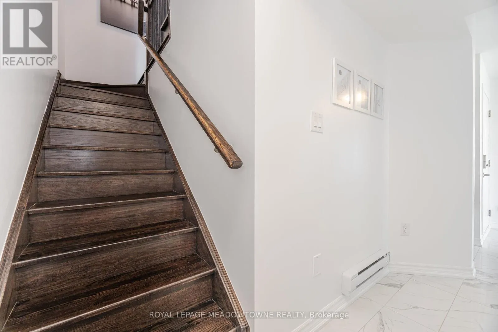 898 CACTUS POINT