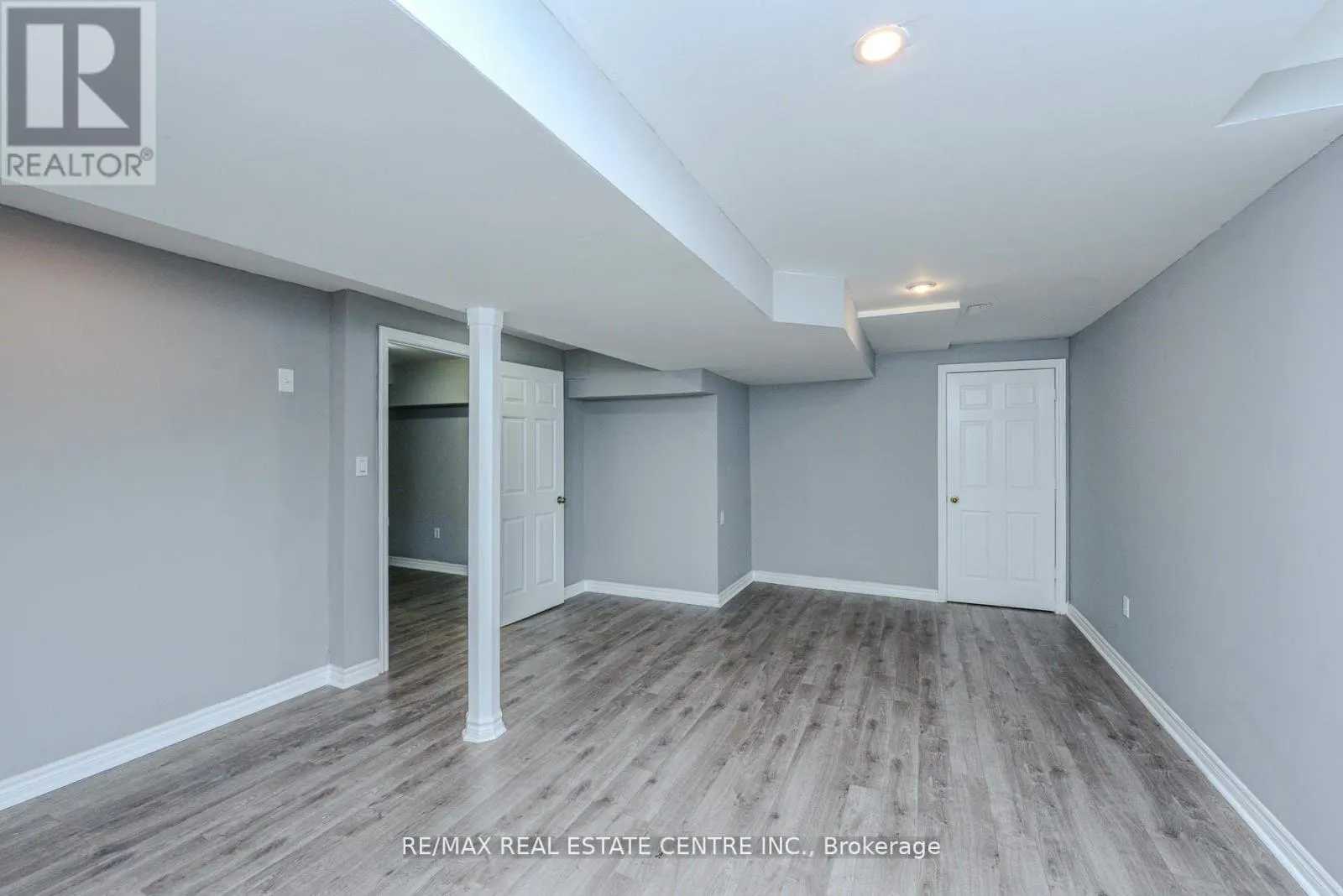 2155 PEACHTREE LANE