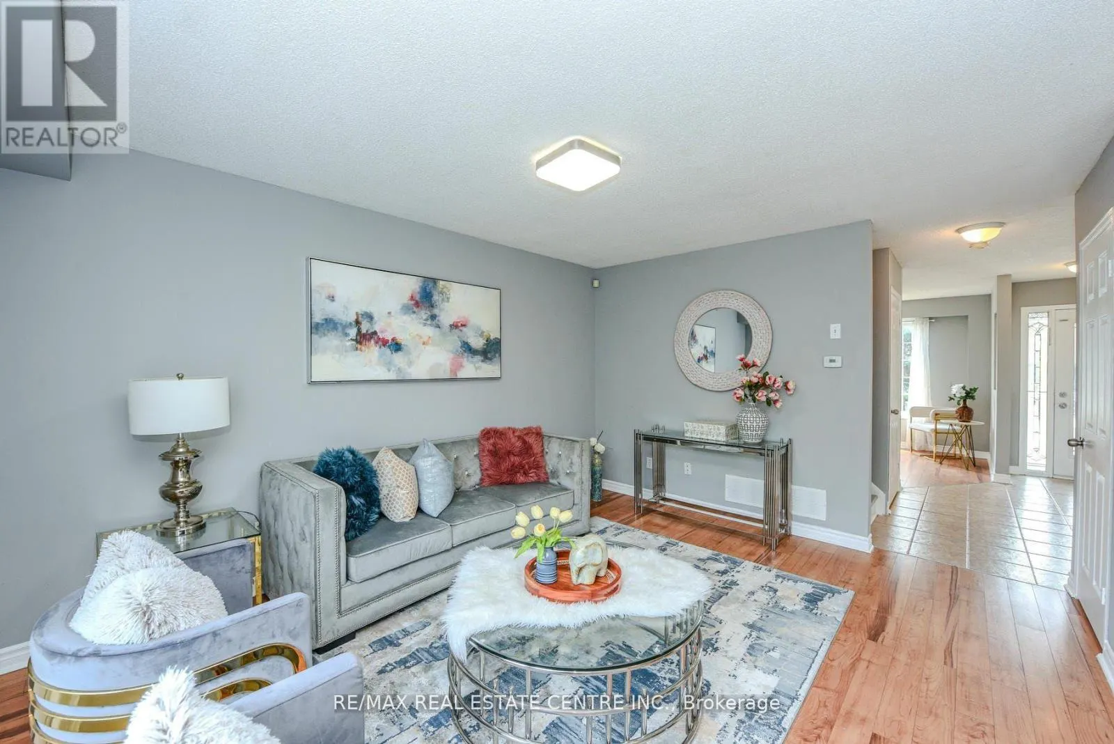2155 PEACHTREE LANE