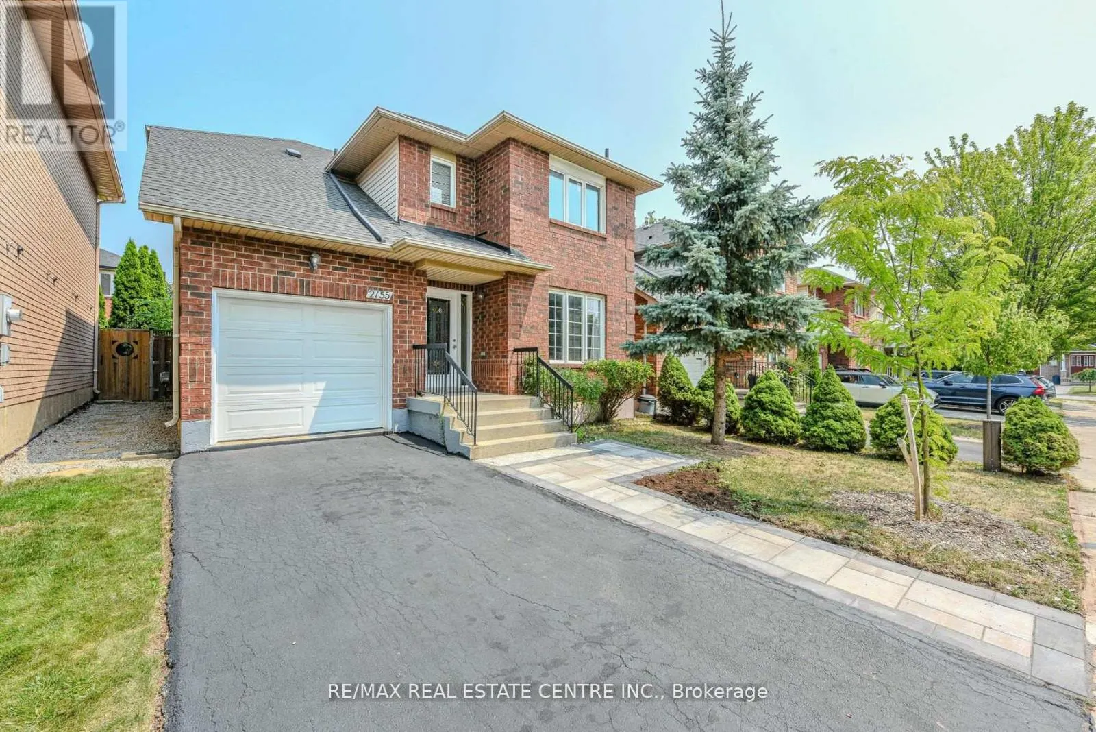 2155 PEACHTREE LANE