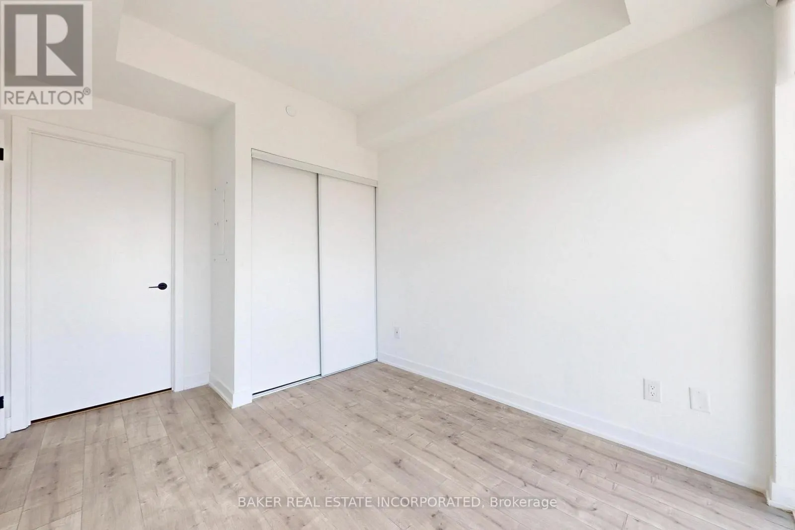 815 - 220 MISSINNIHE WAY