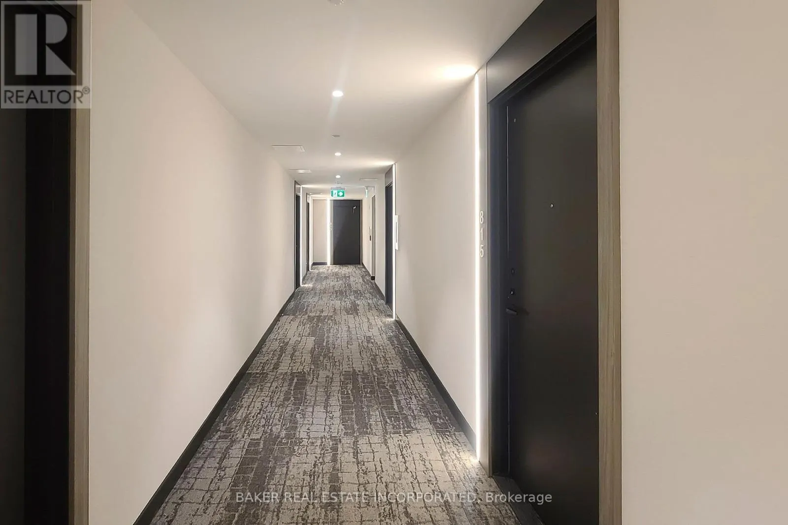 815 - 220 MISSINNIHE WAY