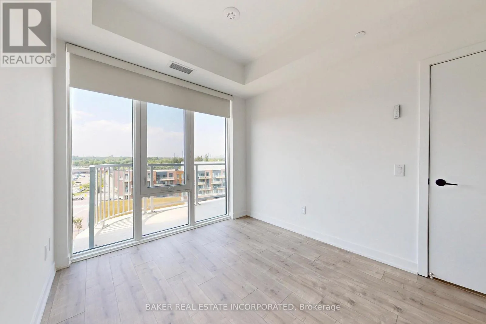 815 - 220 MISSINNIHE WAY