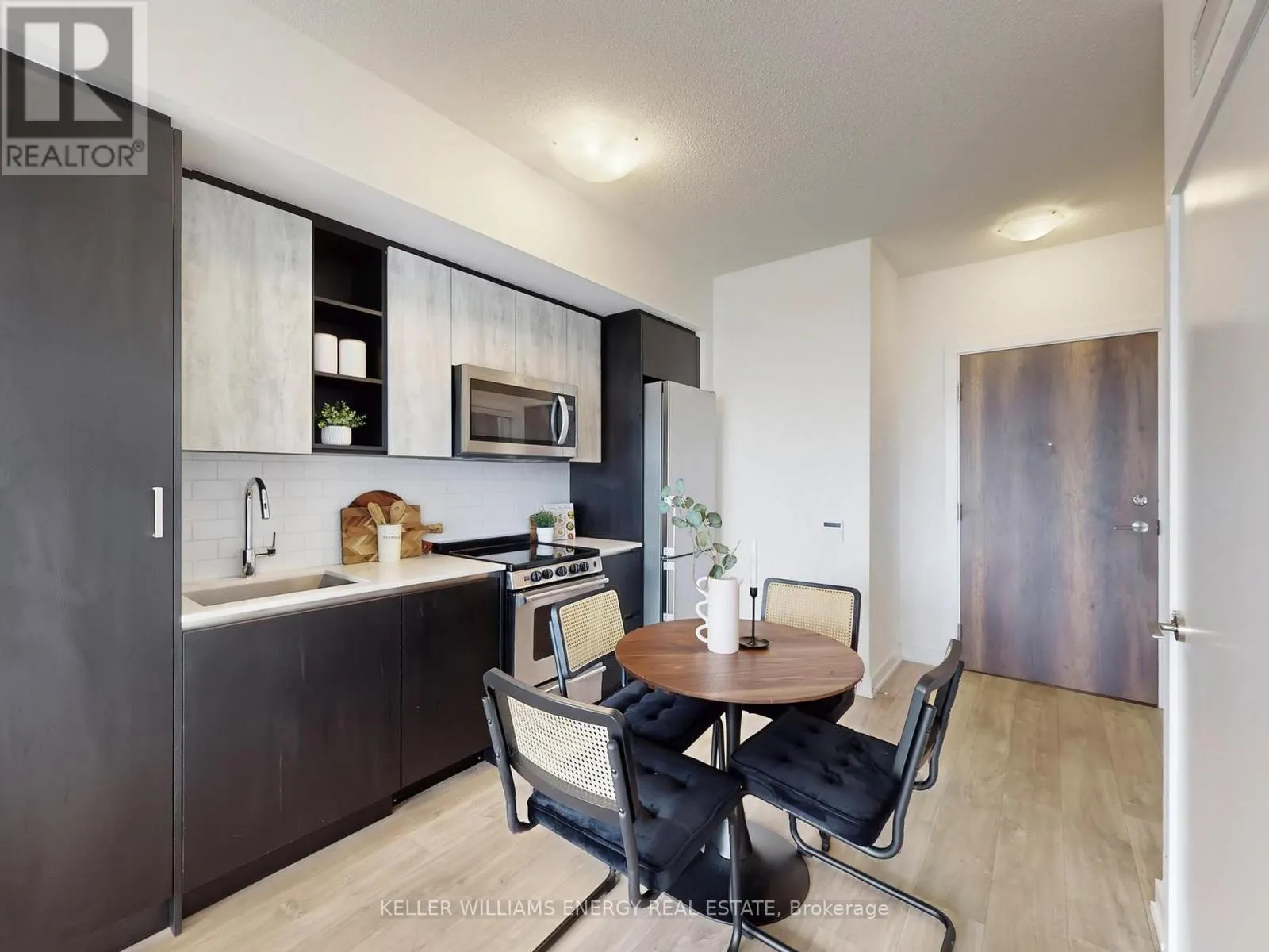1021 - 251 MANITOBA STREET, #1021