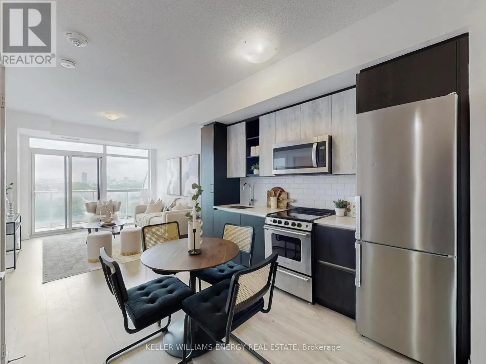 1021 - 251 MANITOBA STREET, #1021