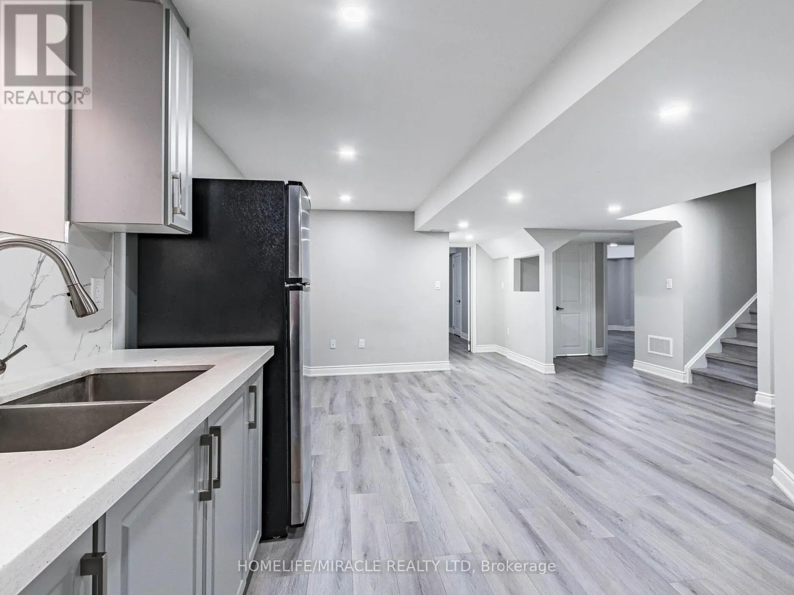 25 KAMBALDA ROAD