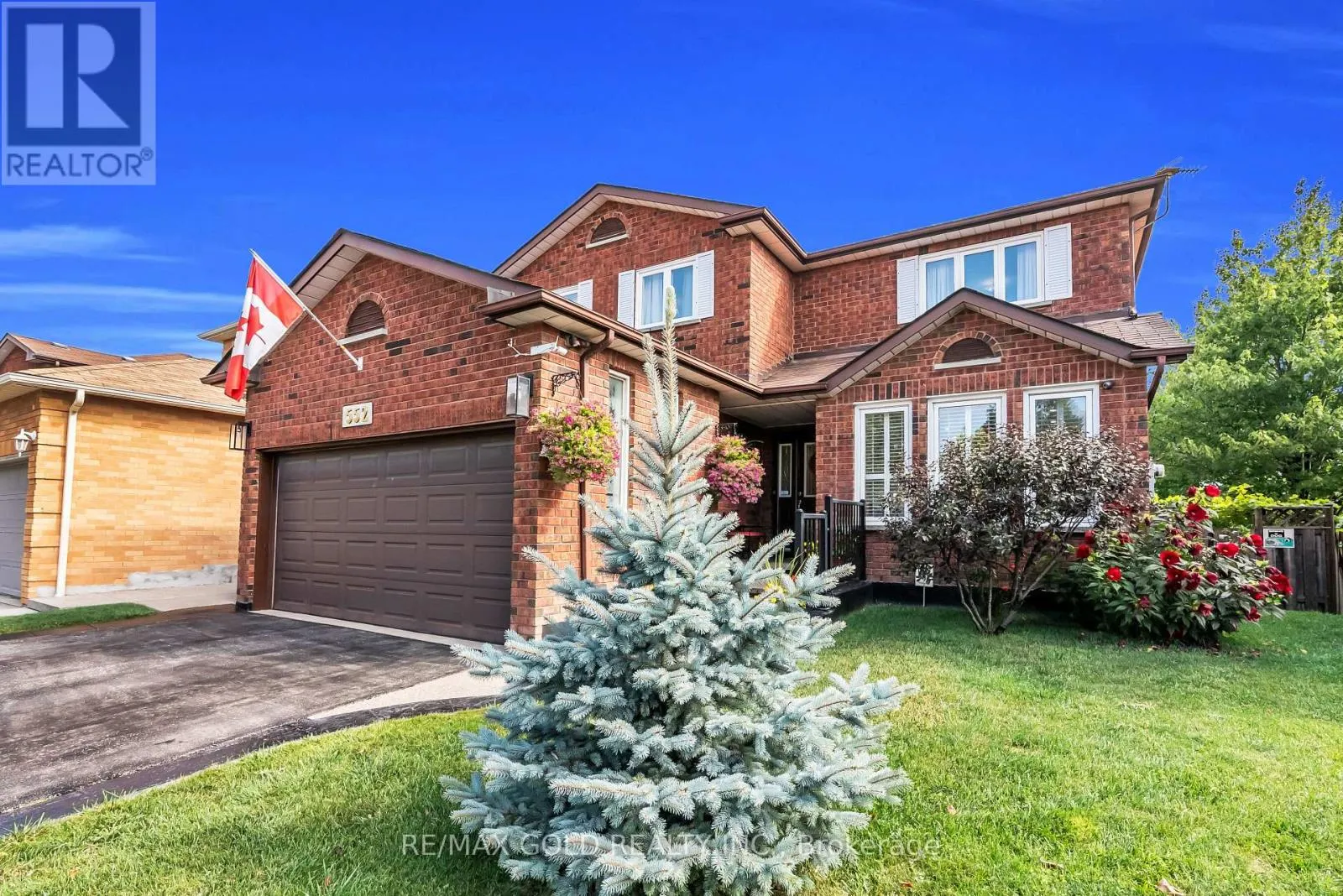 552 FARWELL CRESCENT