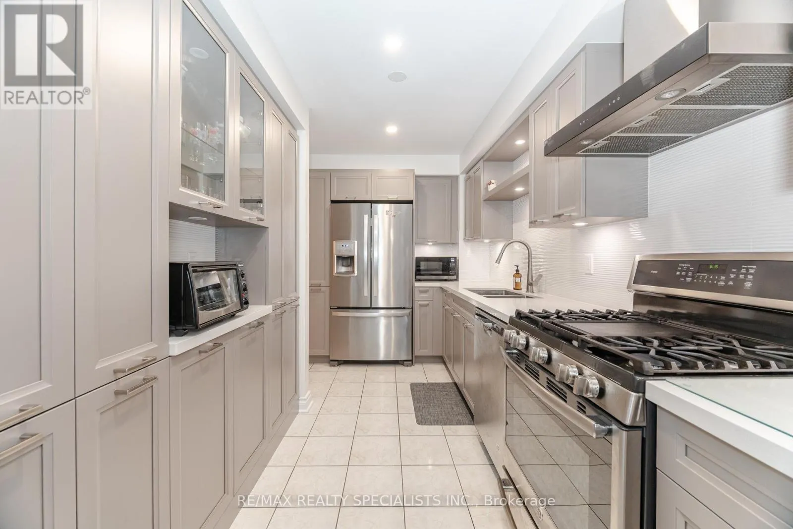 92 - 5480 GLEN ERIN DRIVE