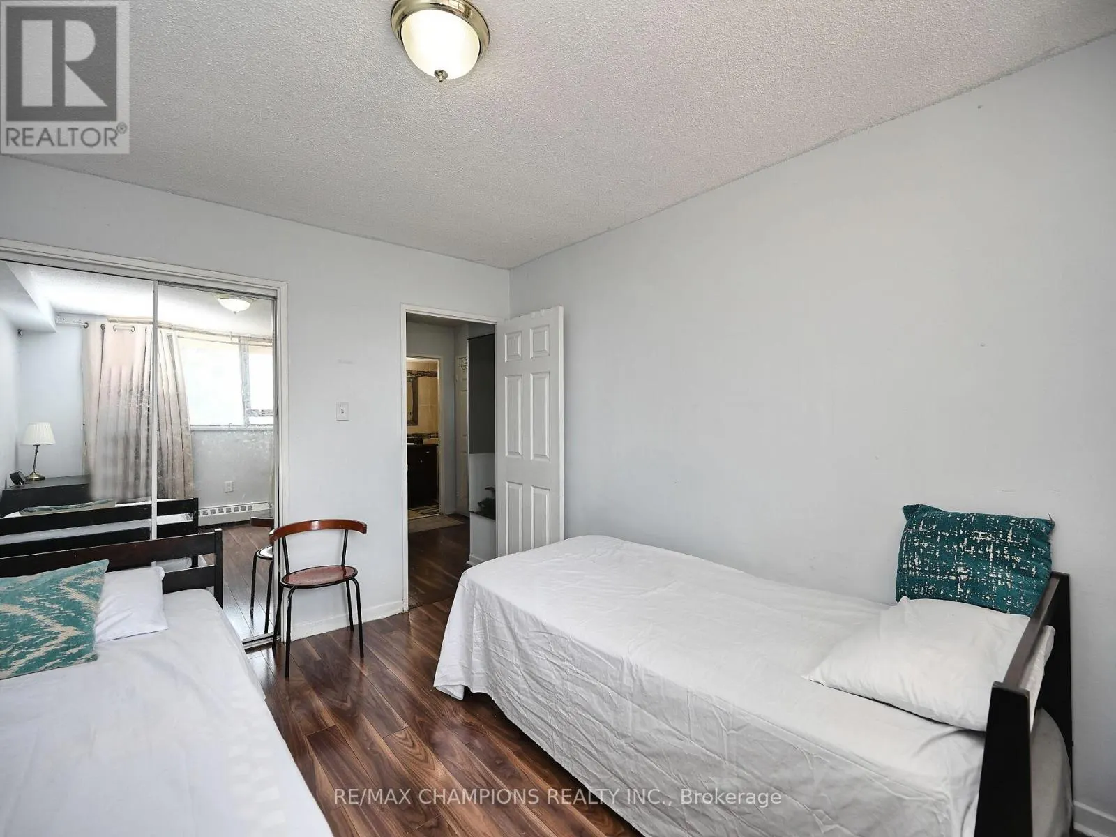 112 - 1050 STAINTON DRIVE E