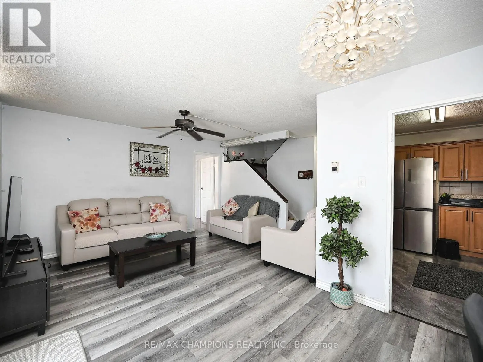 112 - 1050 STAINTON DRIVE E