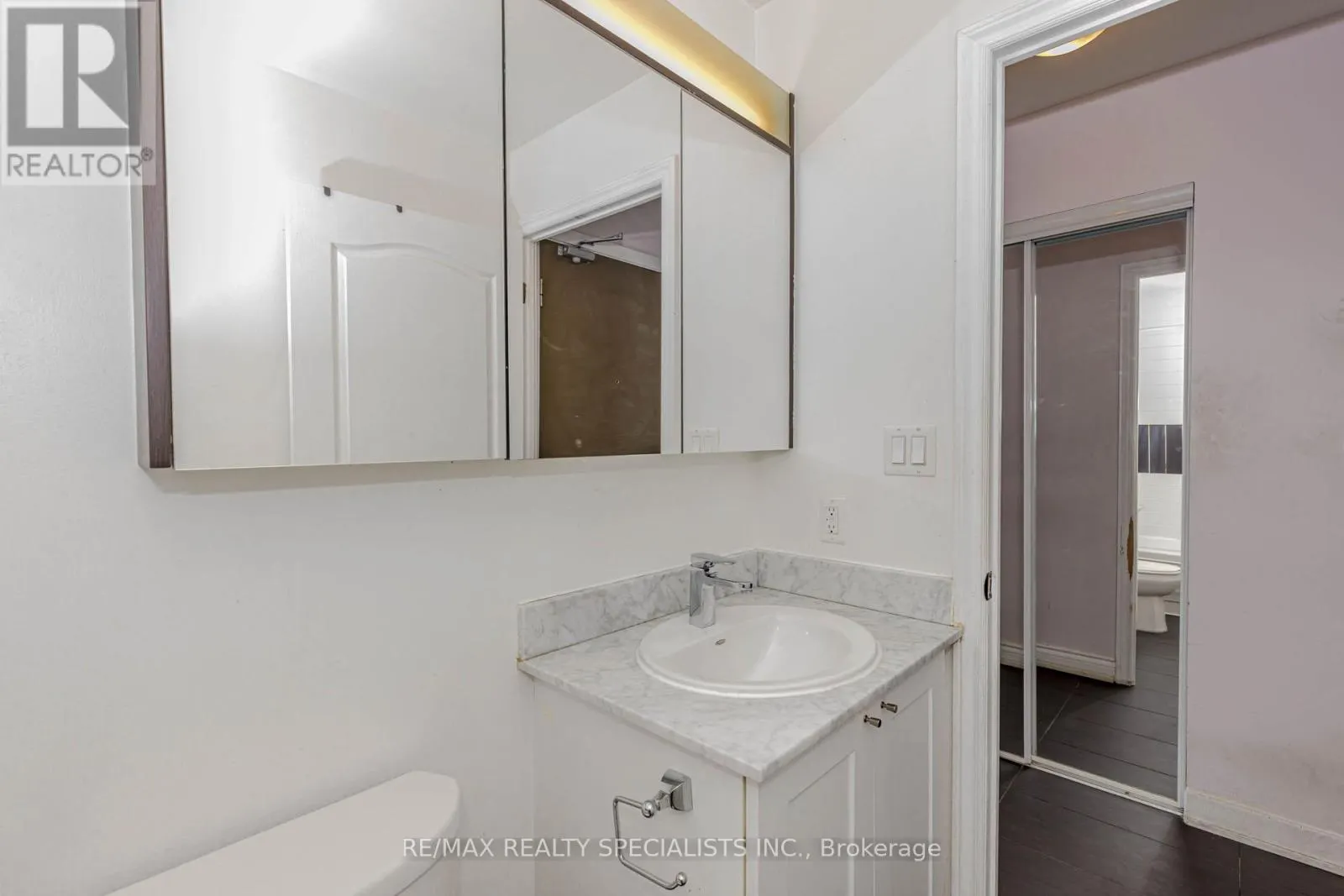3005 - 4065 BRICKSTONE MEWS