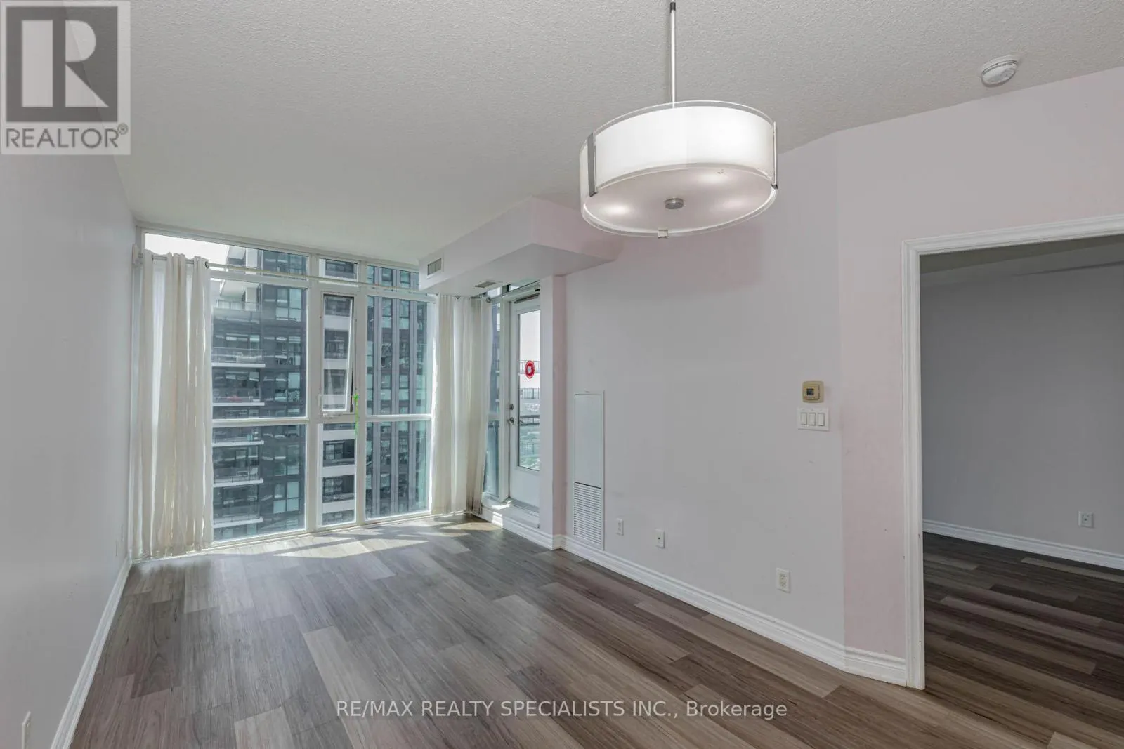 3005 - 4065 BRICKSTONE MEWS