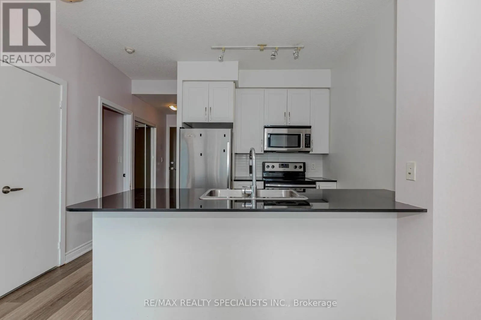3005 - 4065 BRICKSTONE MEWS