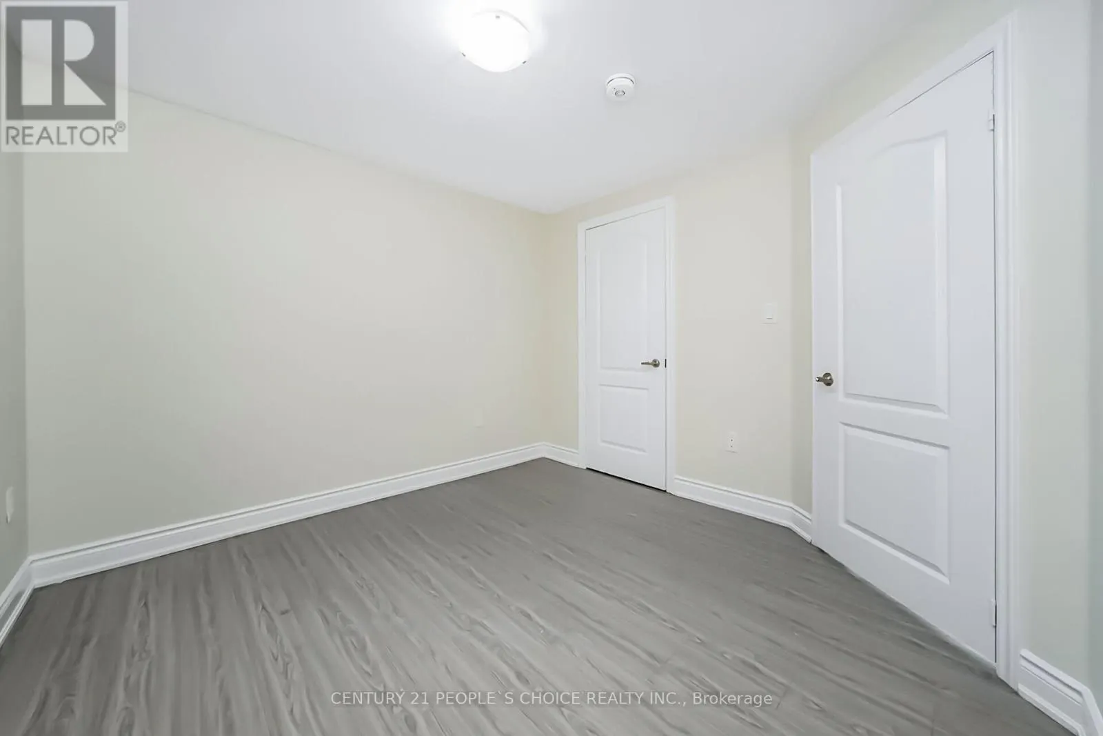 26 CHESTERMERE CRESCENT