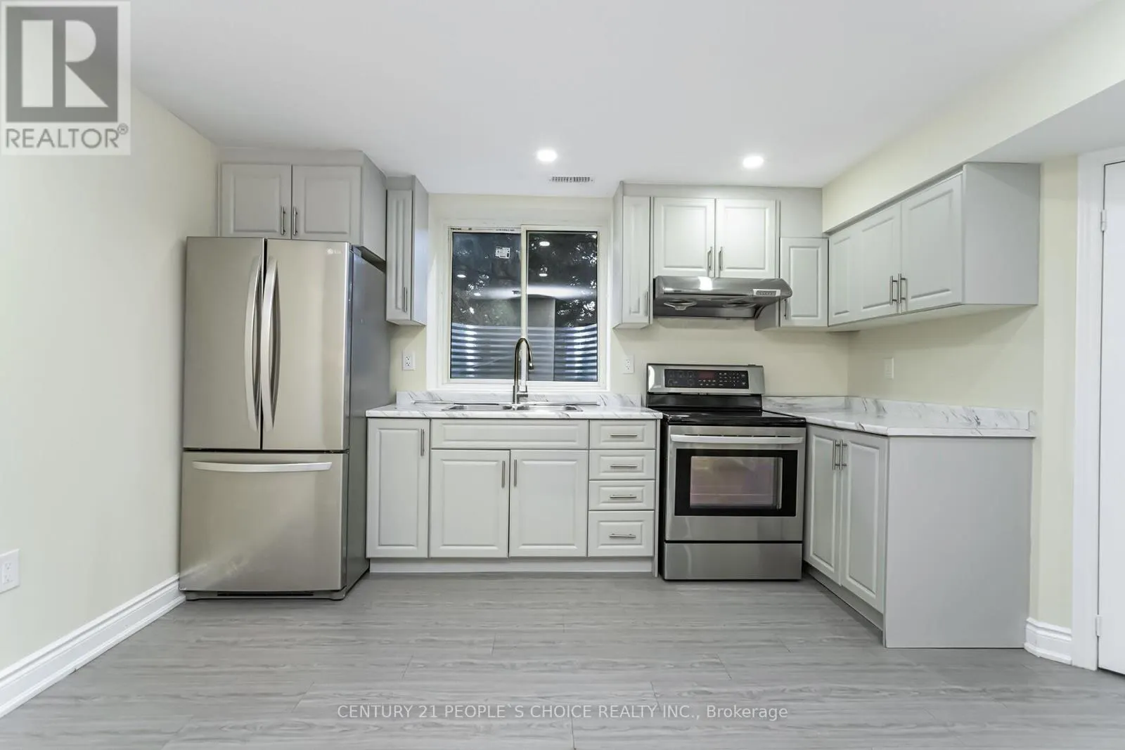 26 CHESTERMERE CRESCENT