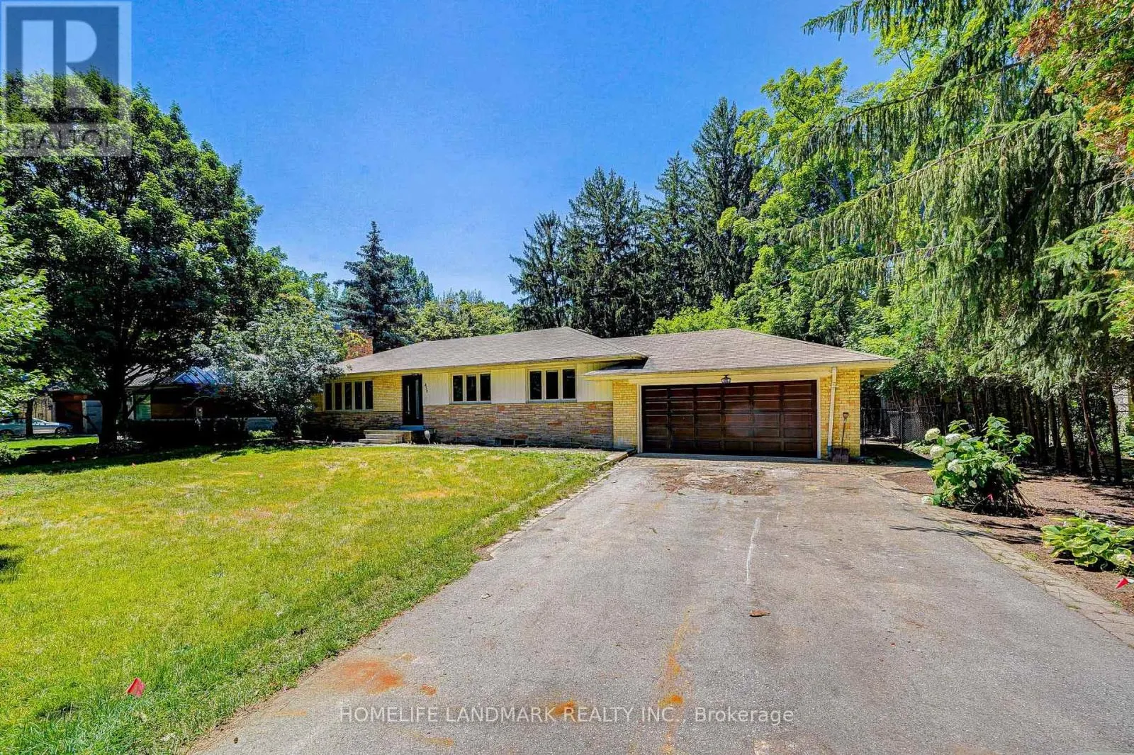 456 CHAMBERLAIN LANE