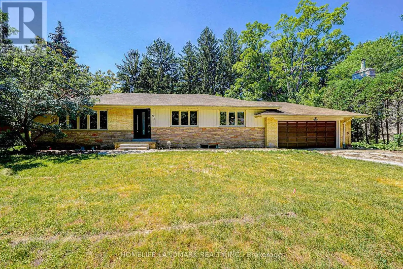 456 CHAMBERLAIN LANE