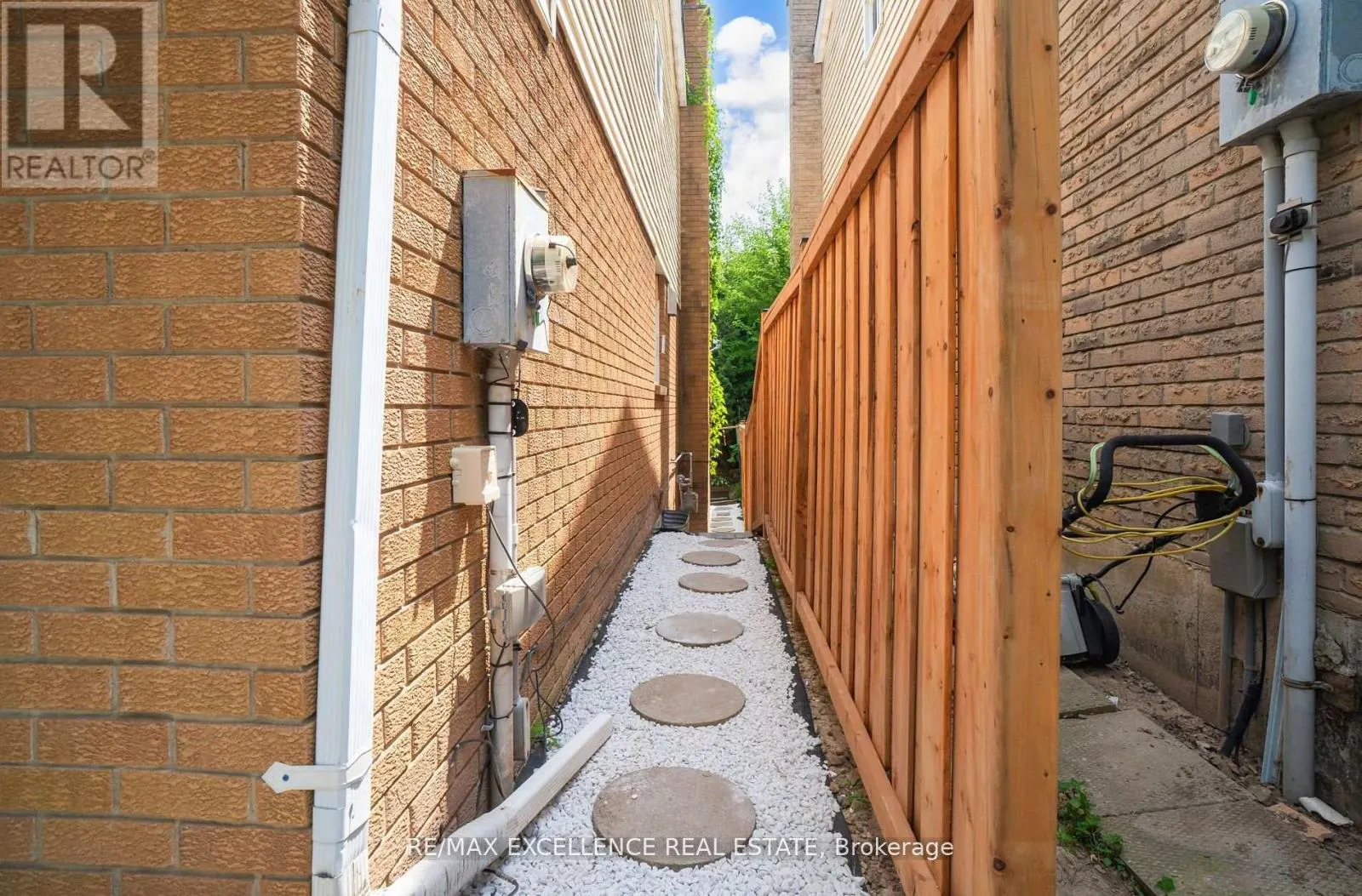 2317 GREENBANK TRAIL