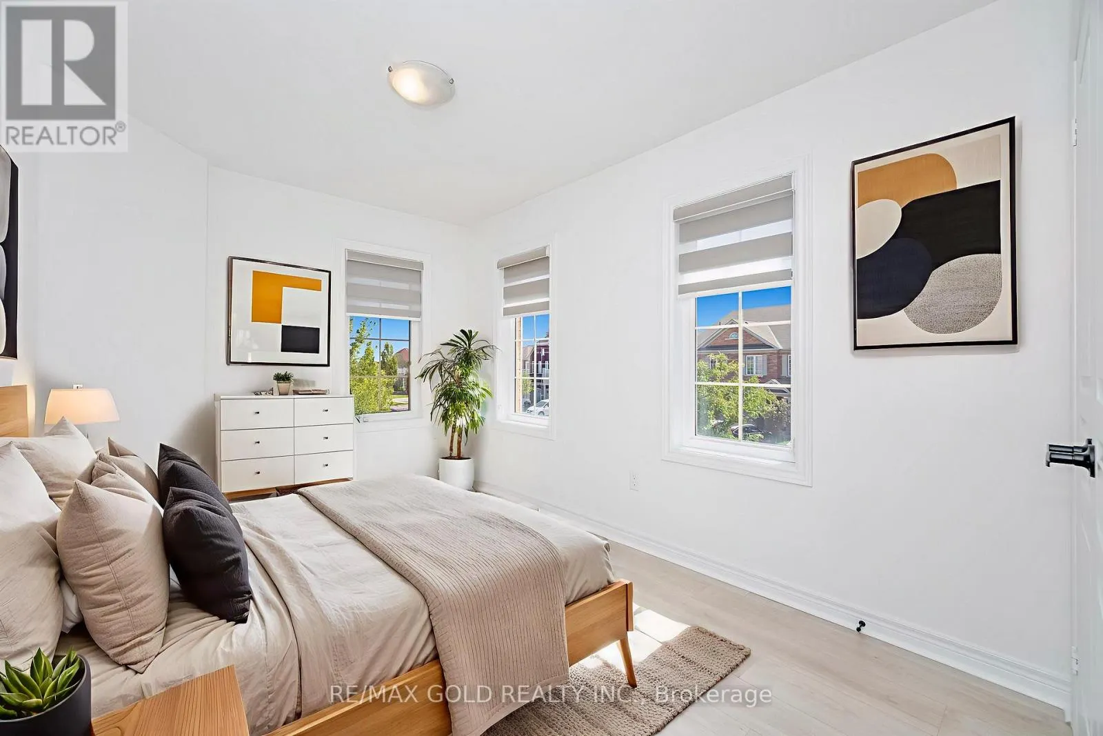 917 OASIS DRIVE