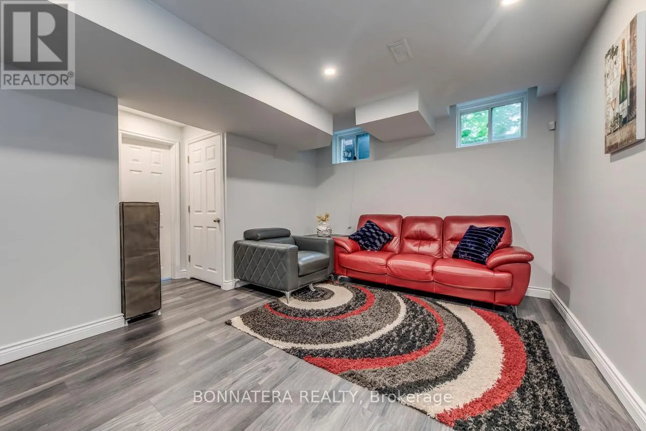 654 MURRAY MEADOWS PLACE