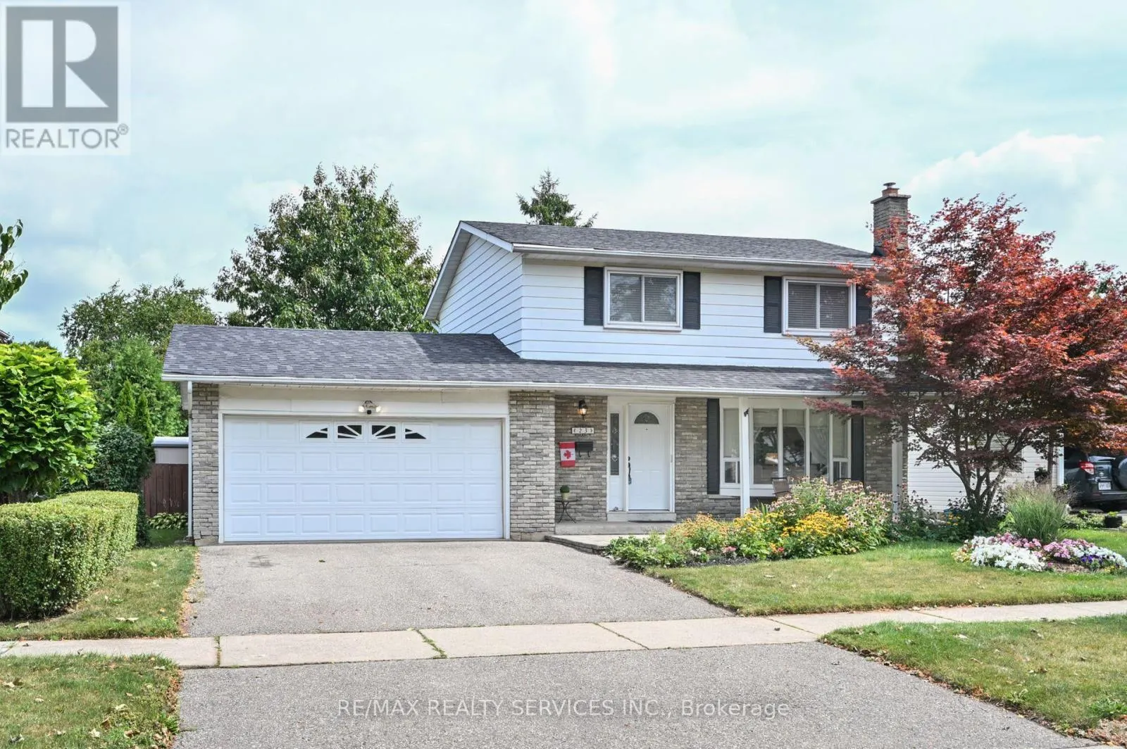 23 GOVERNOR GROVE CRESCENT