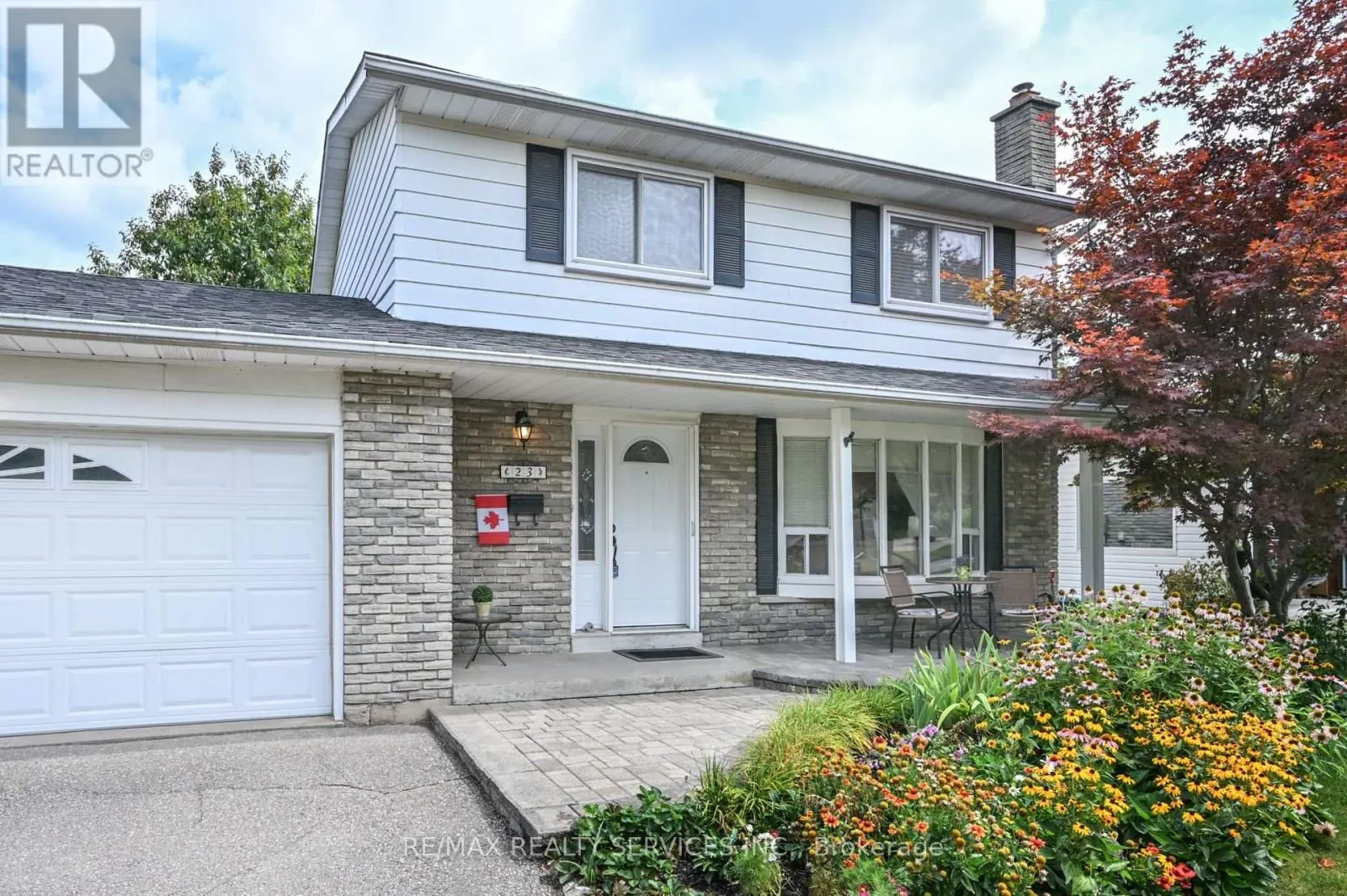 23 GOVERNOR GROVE CRESCENT