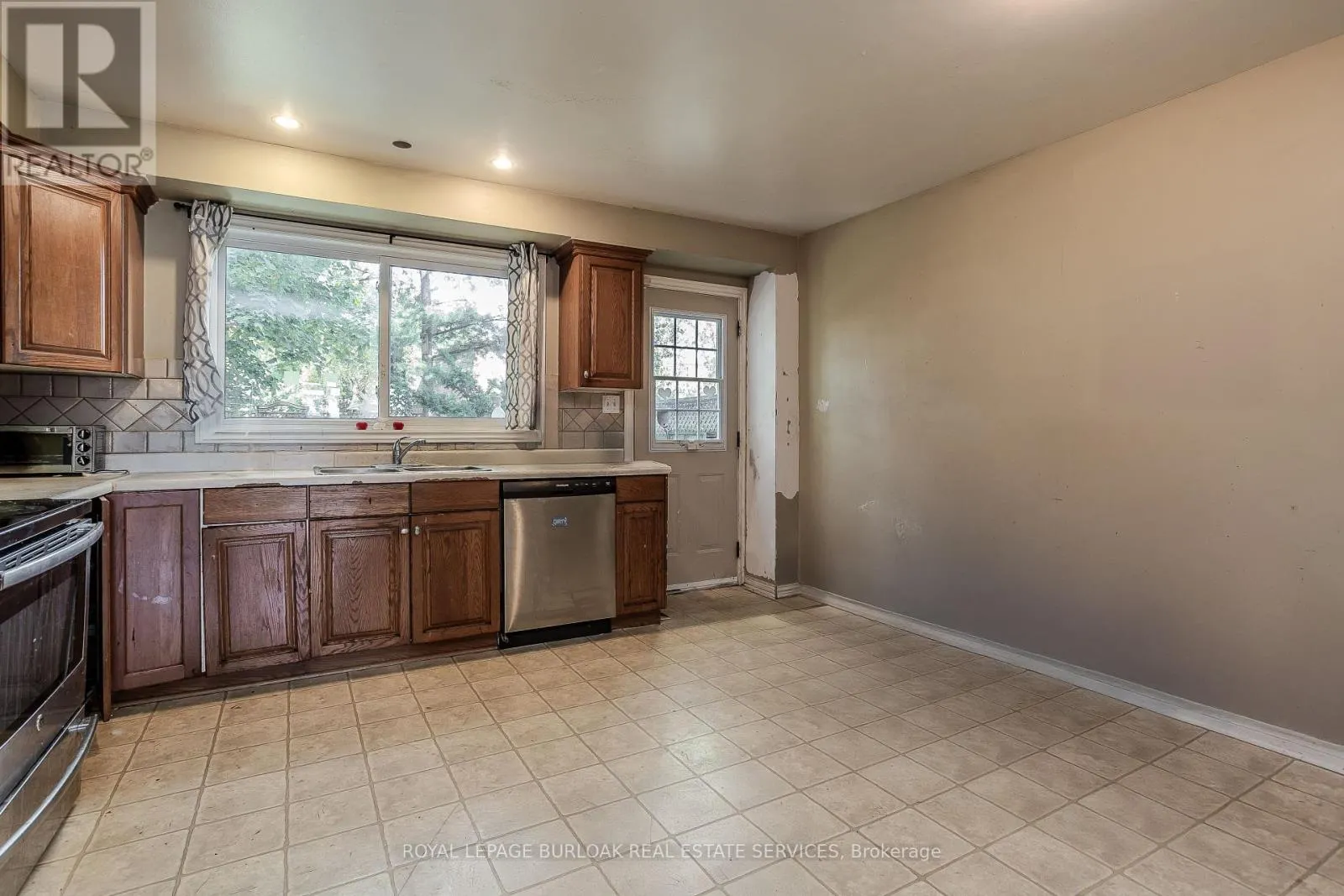 4050 LONGMOOR DRIVE