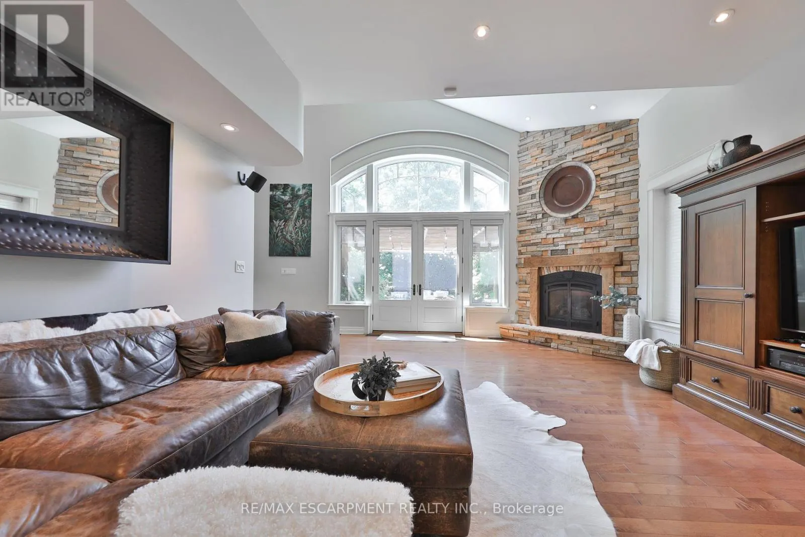 4071 MELBA PLACE